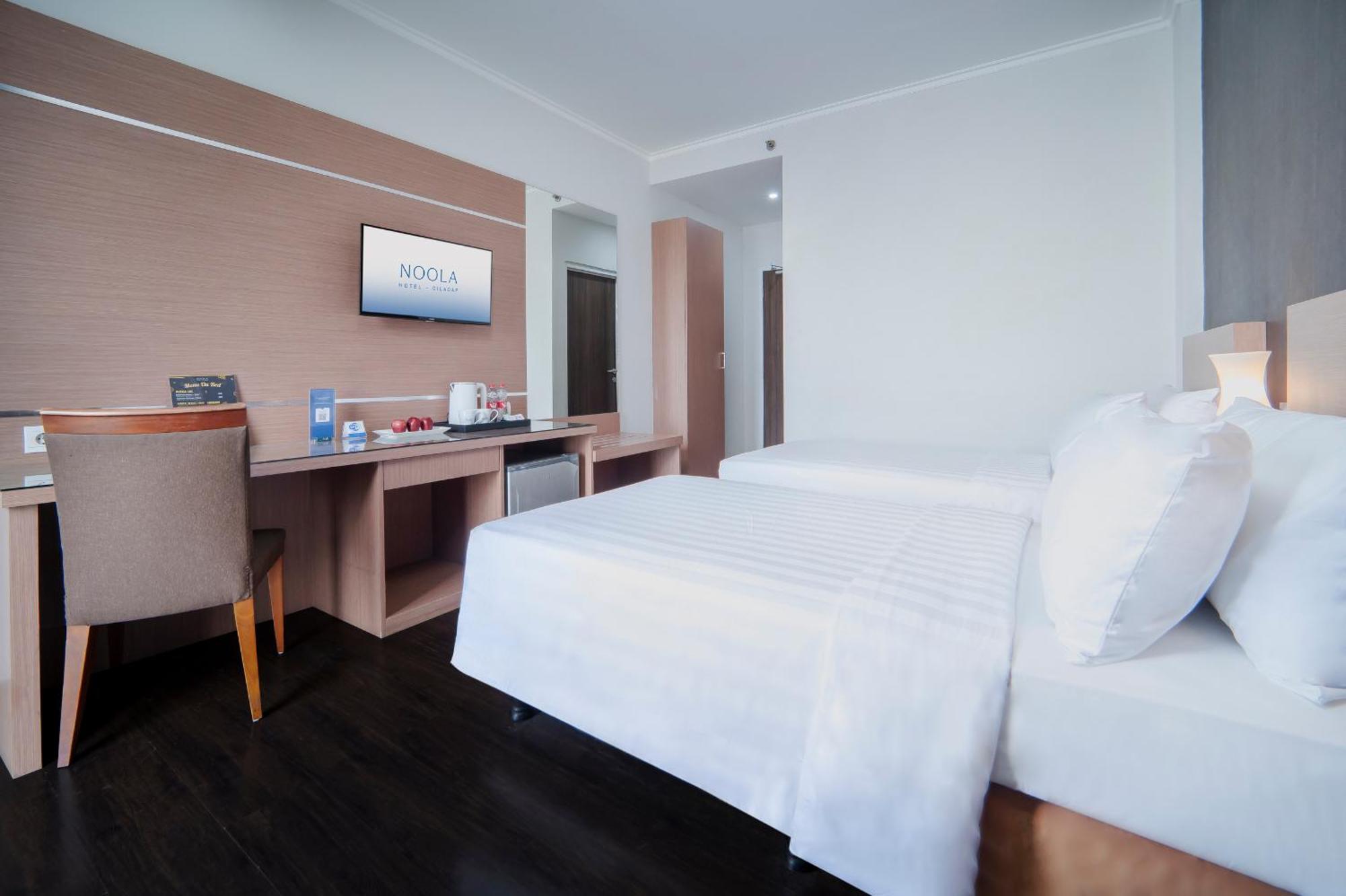 Noola Hotel Cilacap Eksteriør bilde